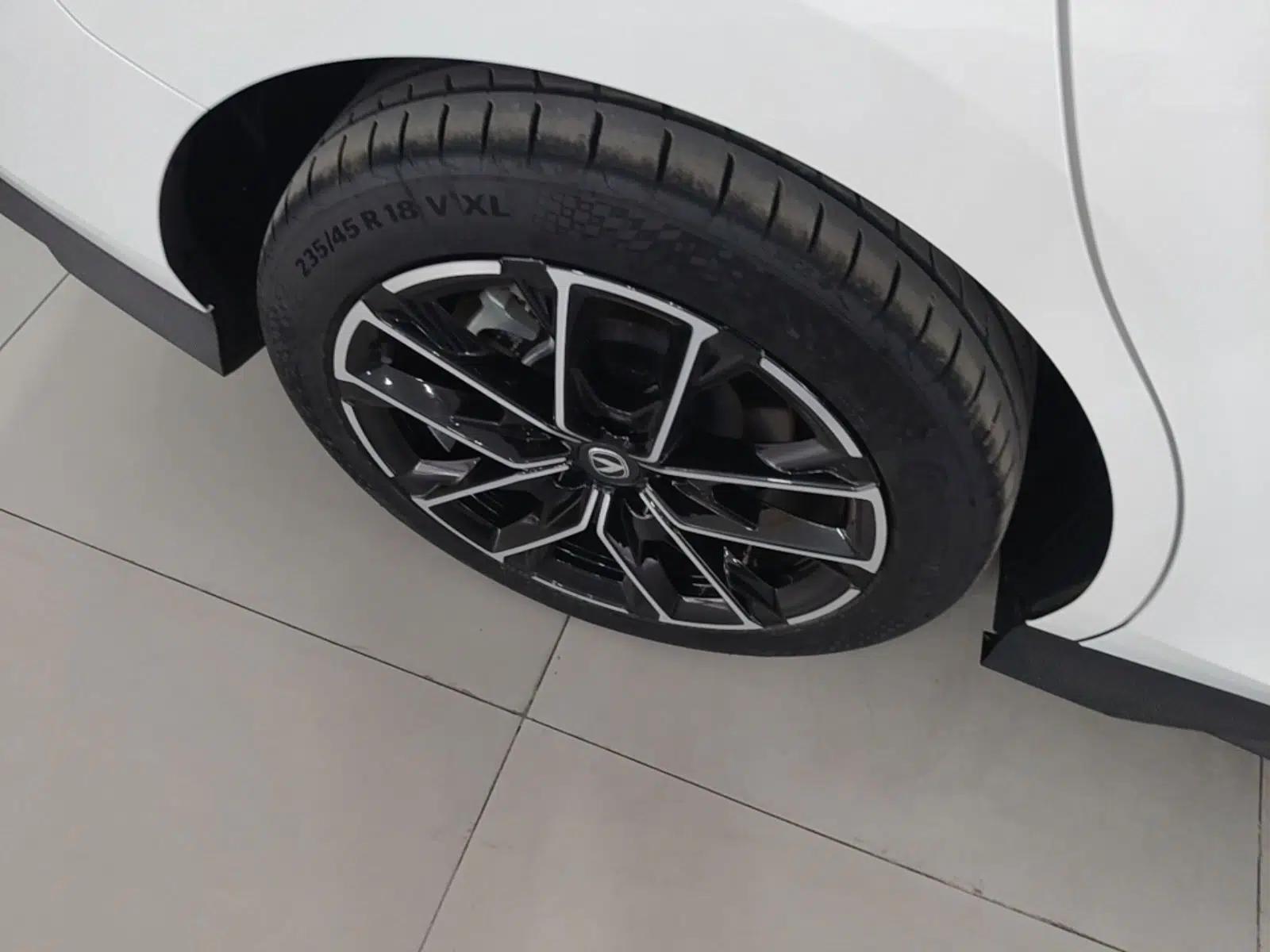 CHANGAN UNI-V iDD 2024 Blue Whale Smart Electric iDD 136km ZhiKu Model — миниатюра 10