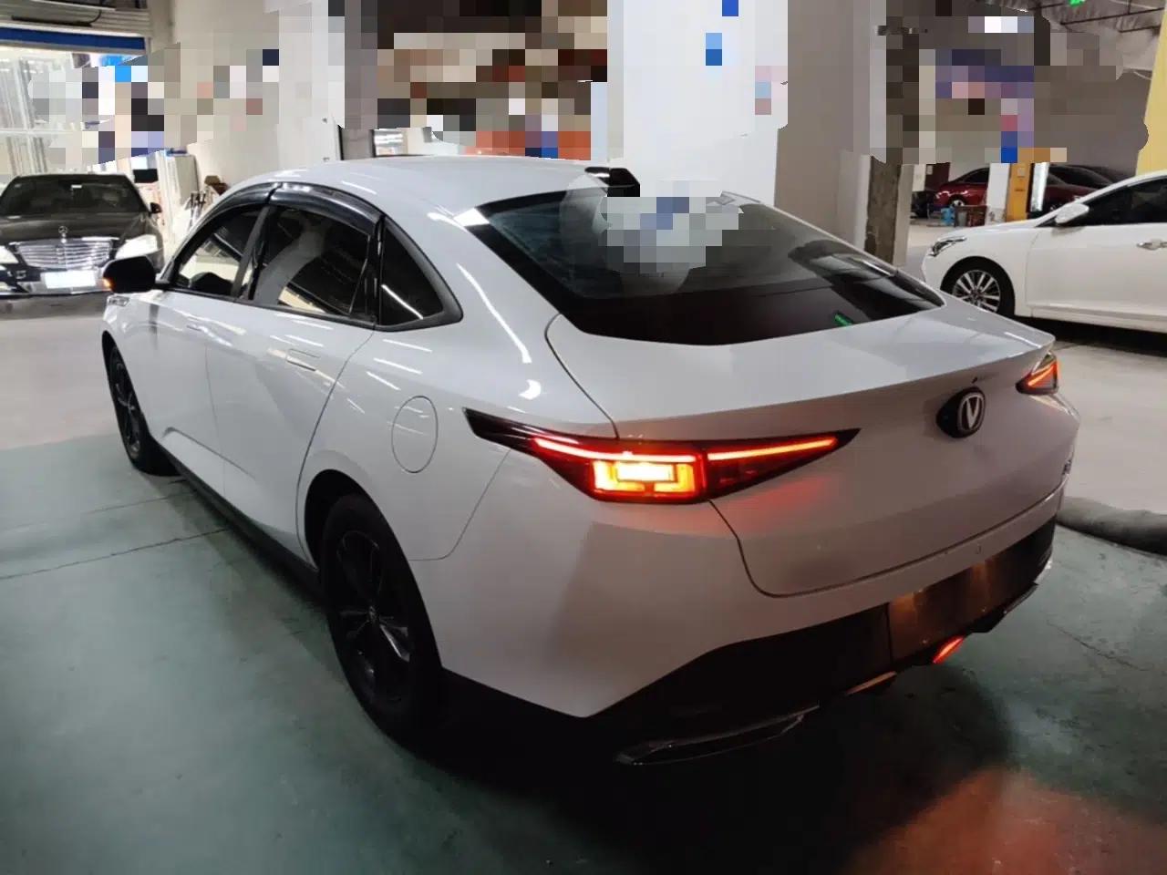CHANGAN Eado DD 2023 Blue Whale NE 1.5T GDI DCT Enjoy Edition — миниатюра 4