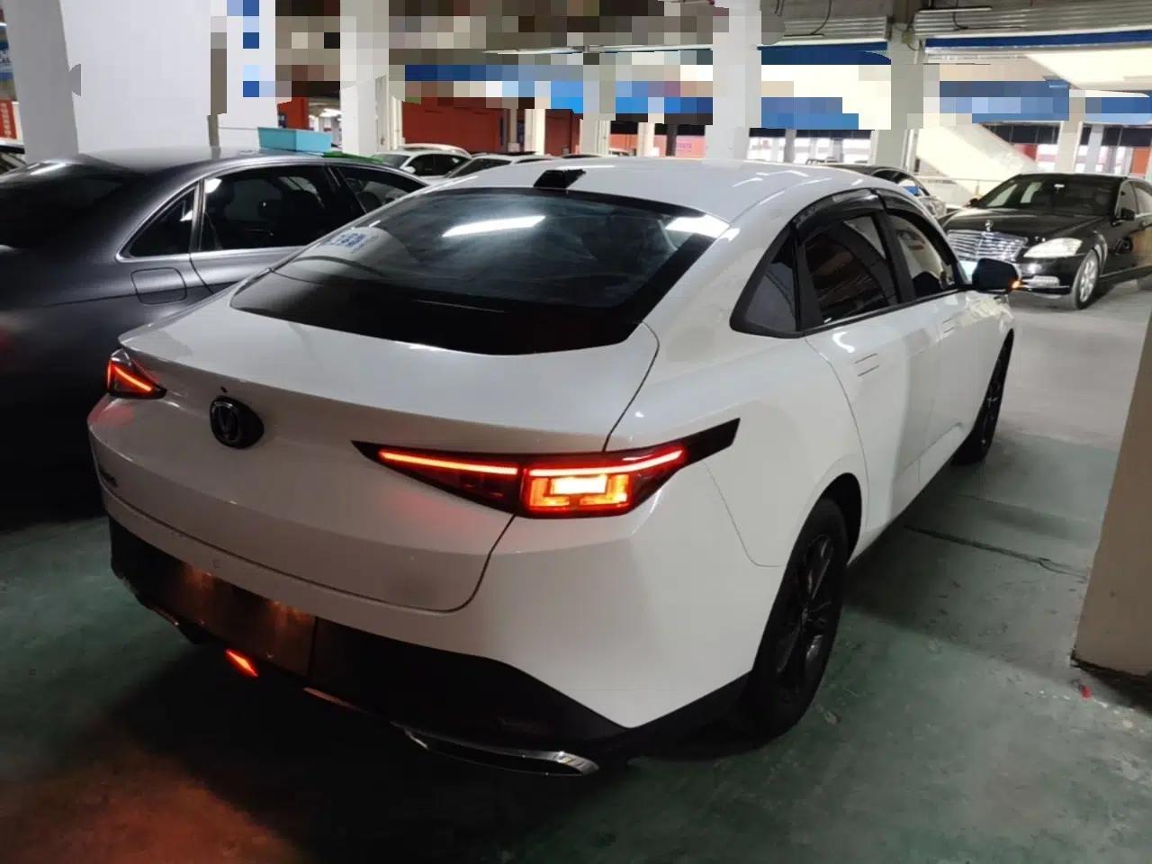 CHANGAN Eado DD 2023 Blue Whale NE 1.5T GDI DCT Enjoy Edition — миниатюра 6
