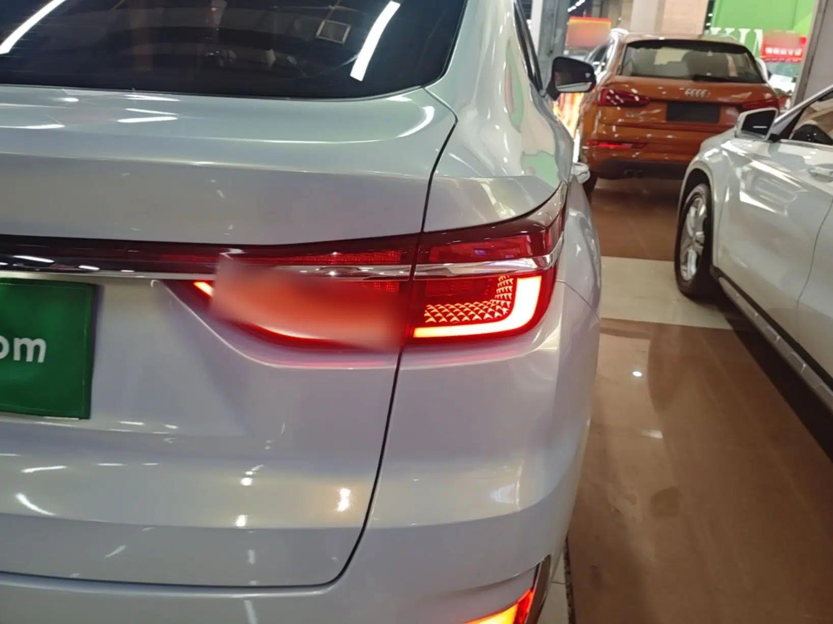 CHANGAN CS85 COUPE 2019 1.5T DCT Version China VI Standard — миниатюра 7
