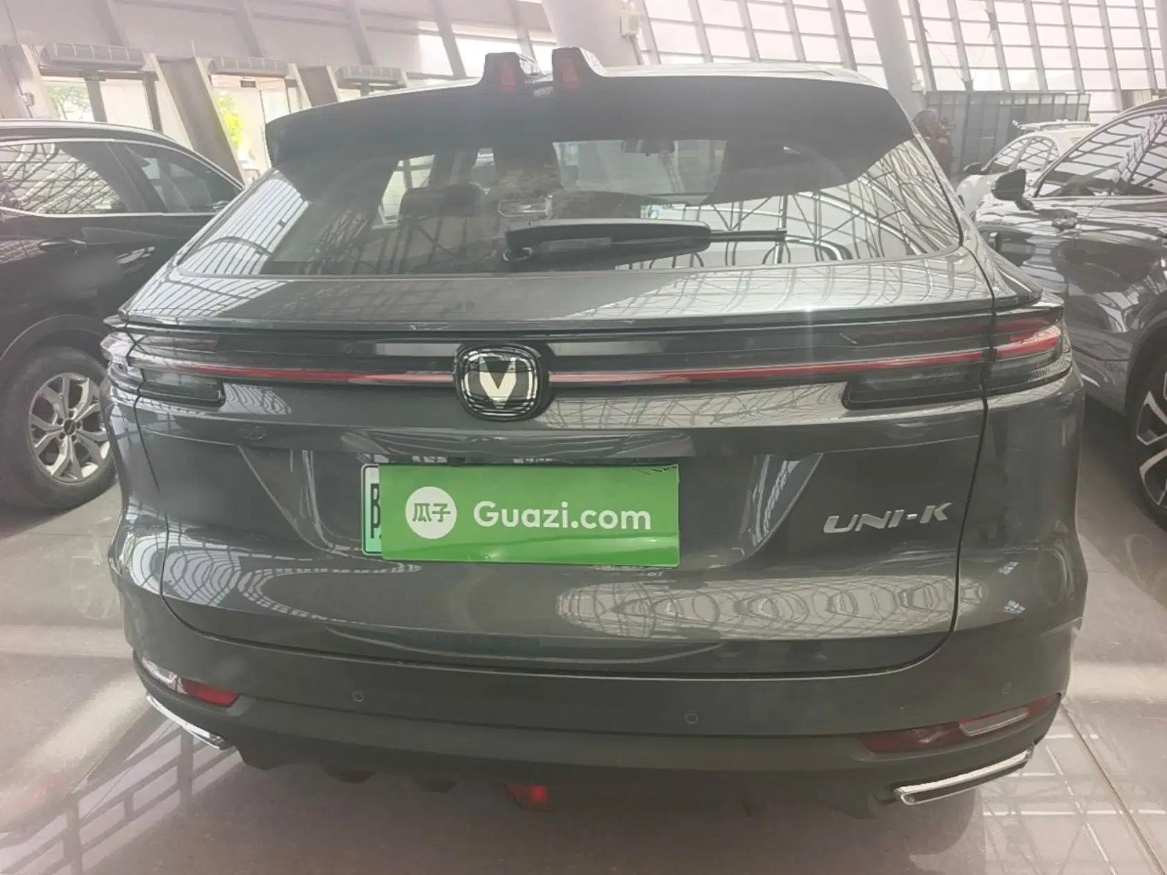 CHANGAN UNI-K iDD 2023 Zhidian iDD 1.5T 135km Smart & Fun Model — миниатюра 5