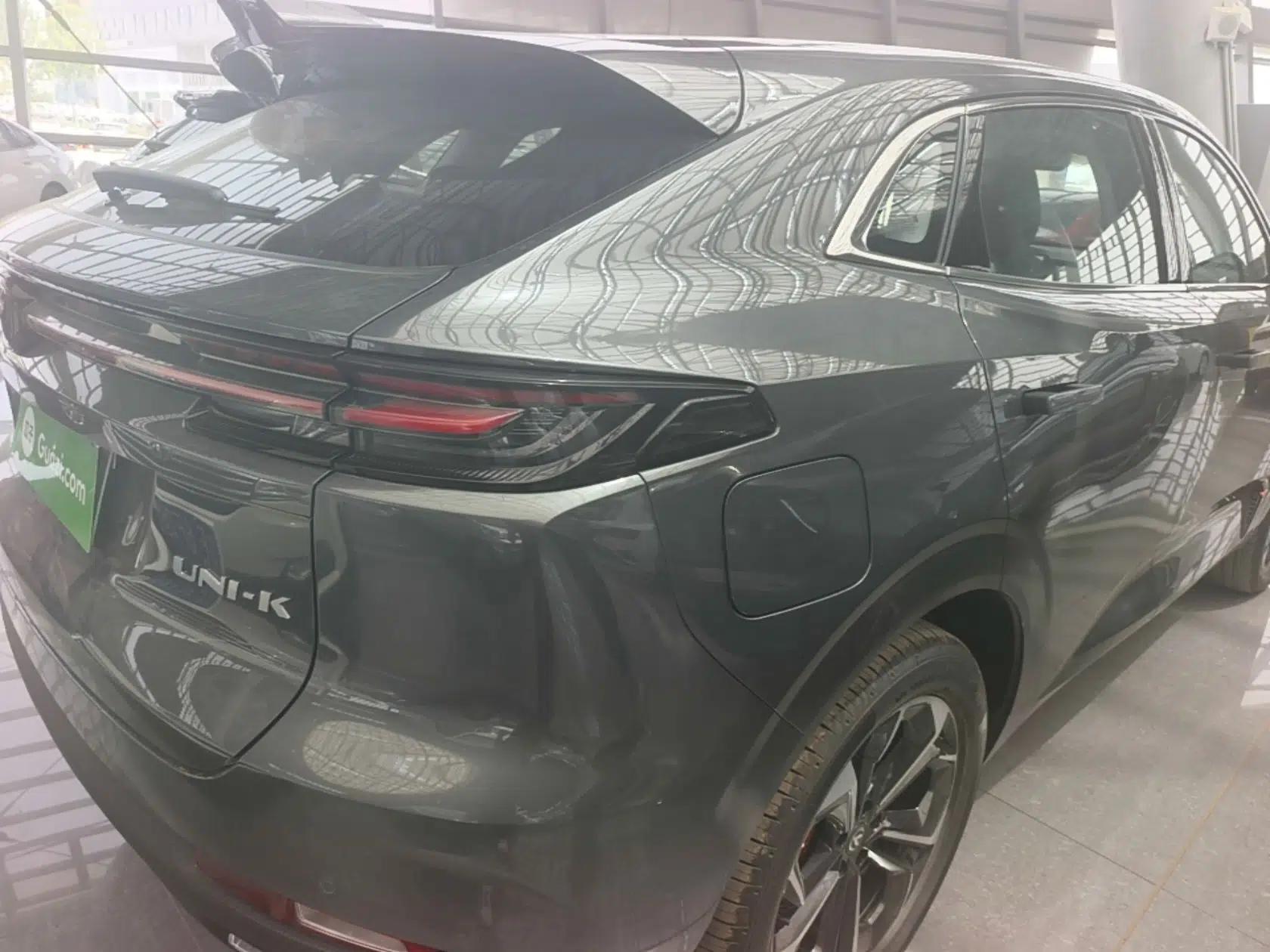 CHANGAN UNI-K iDD 2023 Zhidian iDD 1.5T 135km Smart & Fun Model — миниатюра 7