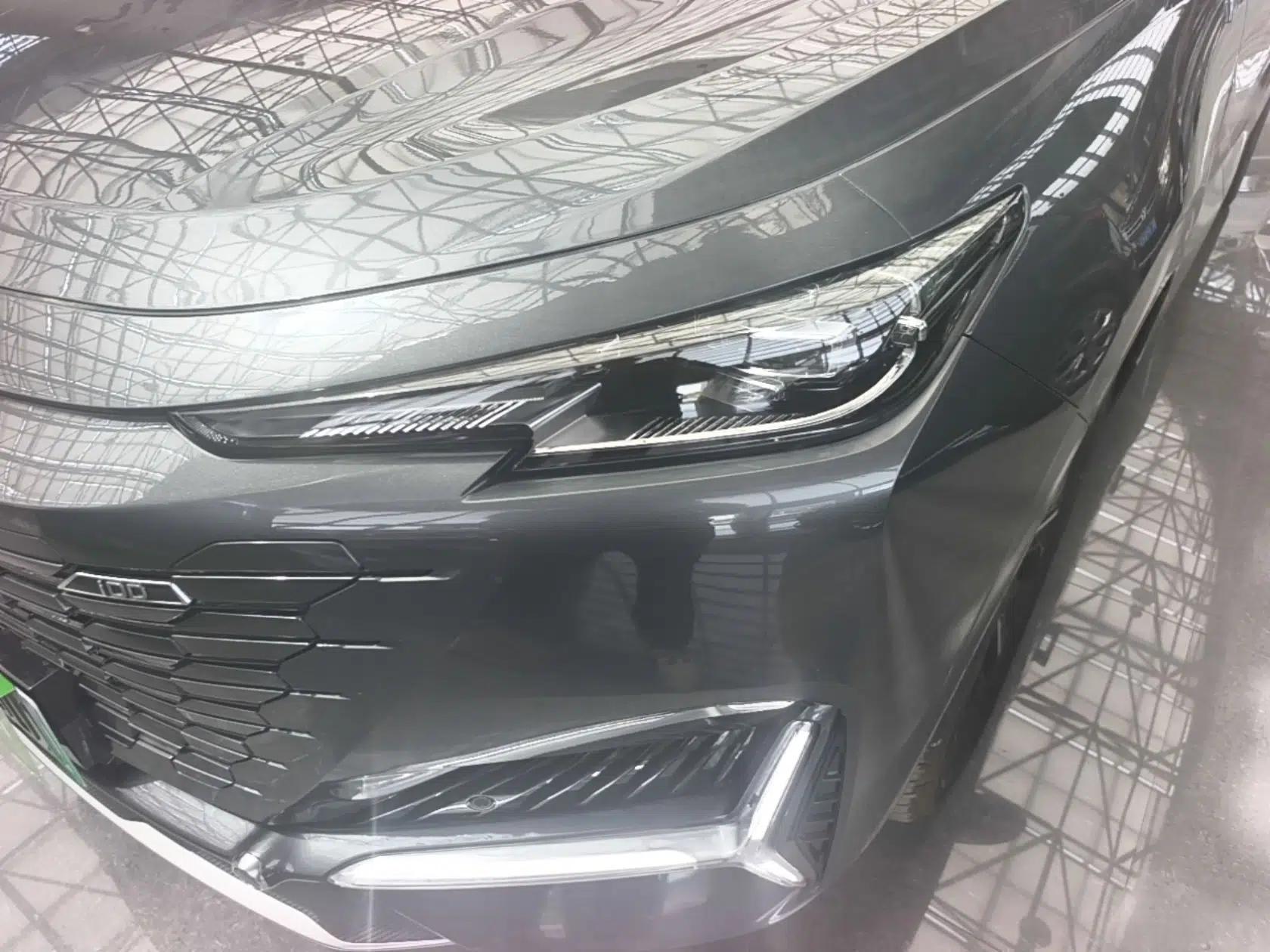 CHANGAN UNI-K iDD 2023 Zhidian iDD 1.5T 135km Smart & Fun Model — миниатюра 9