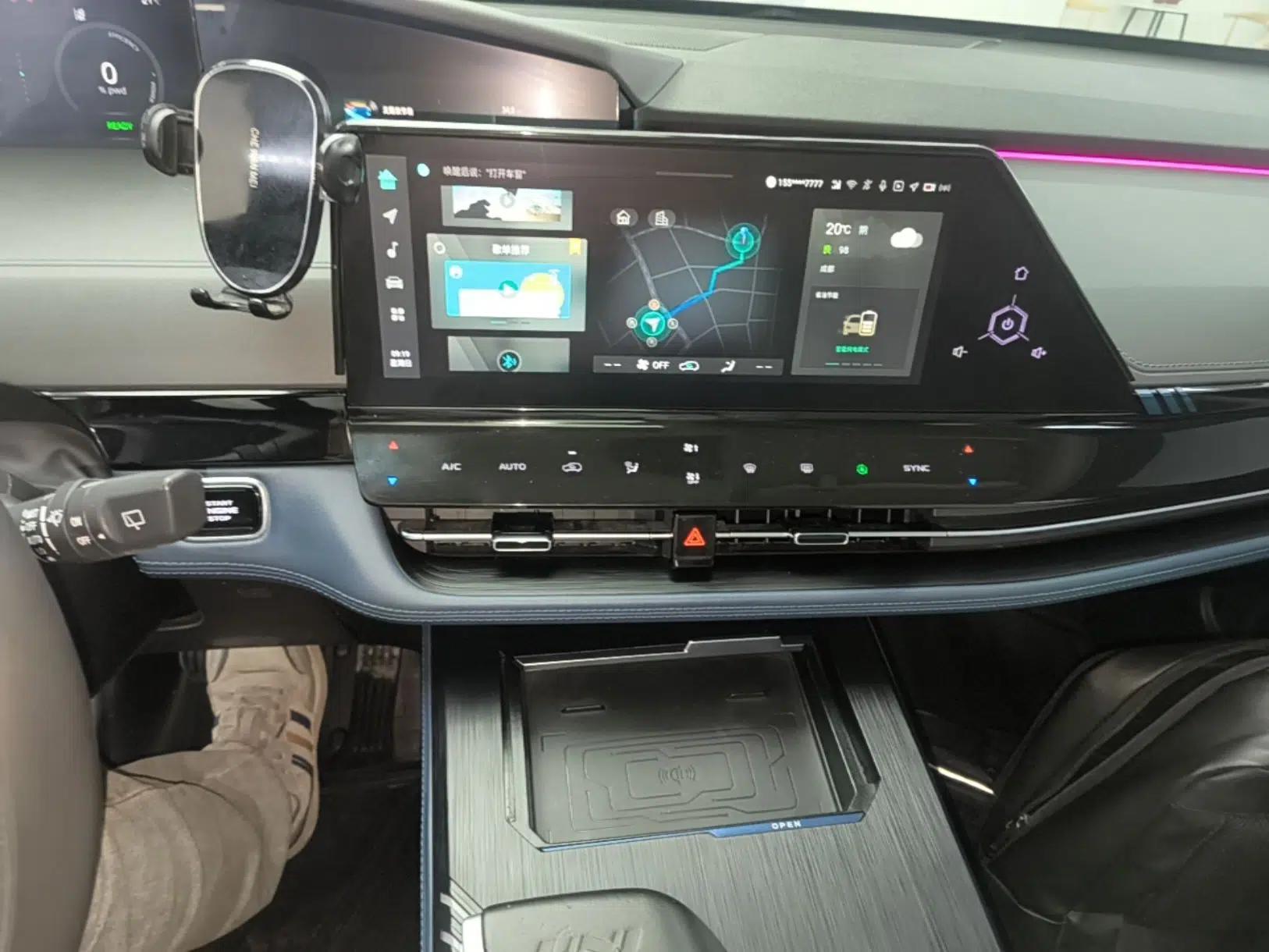 CHANGAN UNI-K iDD 2022 Blue Whale iDD 130km 1.5T Prestige Model — миниатюра 15