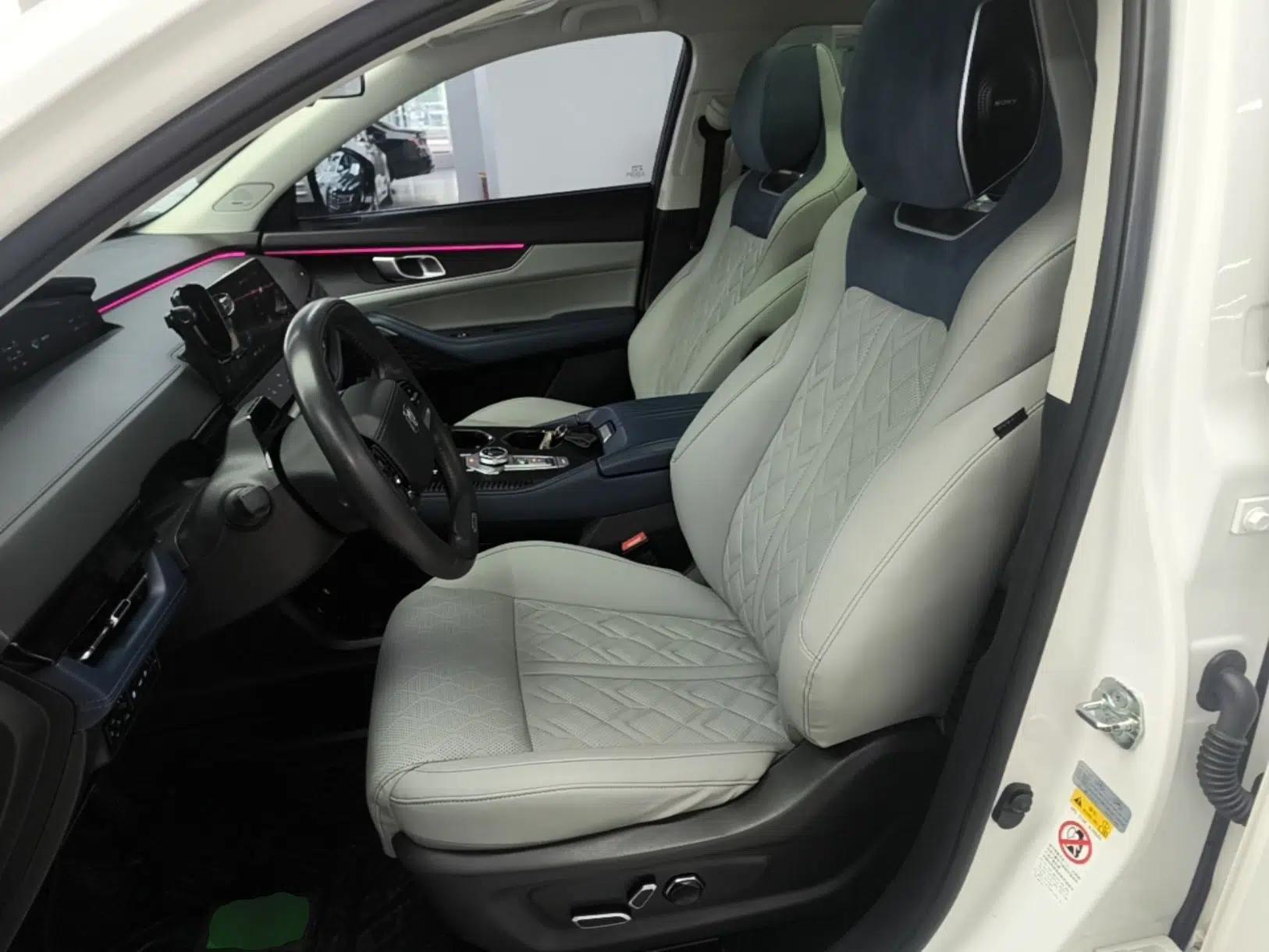 CHANGAN UNI-K iDD 2022 Blue Whale iDD 130km 1.5T Prestige Model — миниатюра 17