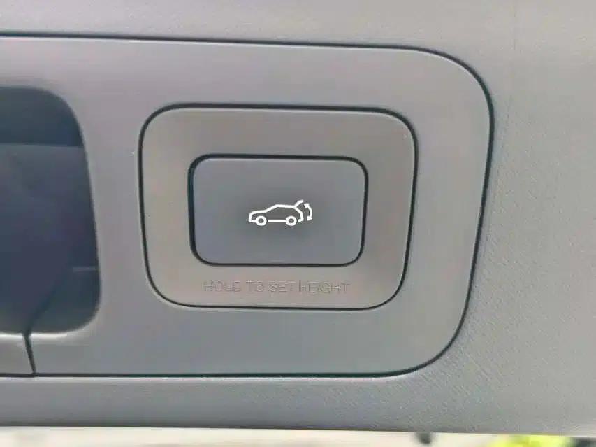 Trumpchi E8 New Energy 2024 Model 150km MAX+ — миниатюра 11