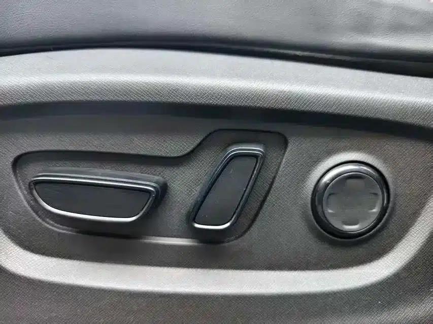 Trumpchi E8 New Energy 2024 Model 150km MAX+ — миниатюра 12