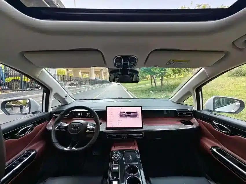 Trumpchi E8 New Energy 2024 Model 150km MAX+ — миниатюра 10