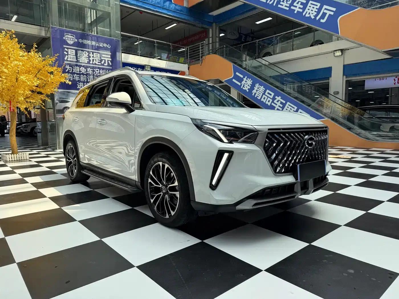 Trumpchi GS4 PLUS 2022 270T Automatic Star Edition — миниатюра 3
