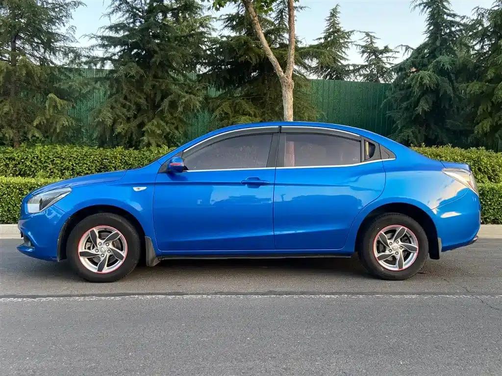 Trumpchi GA3 2013 1.6L Manual Elite Edition — миниатюра 18