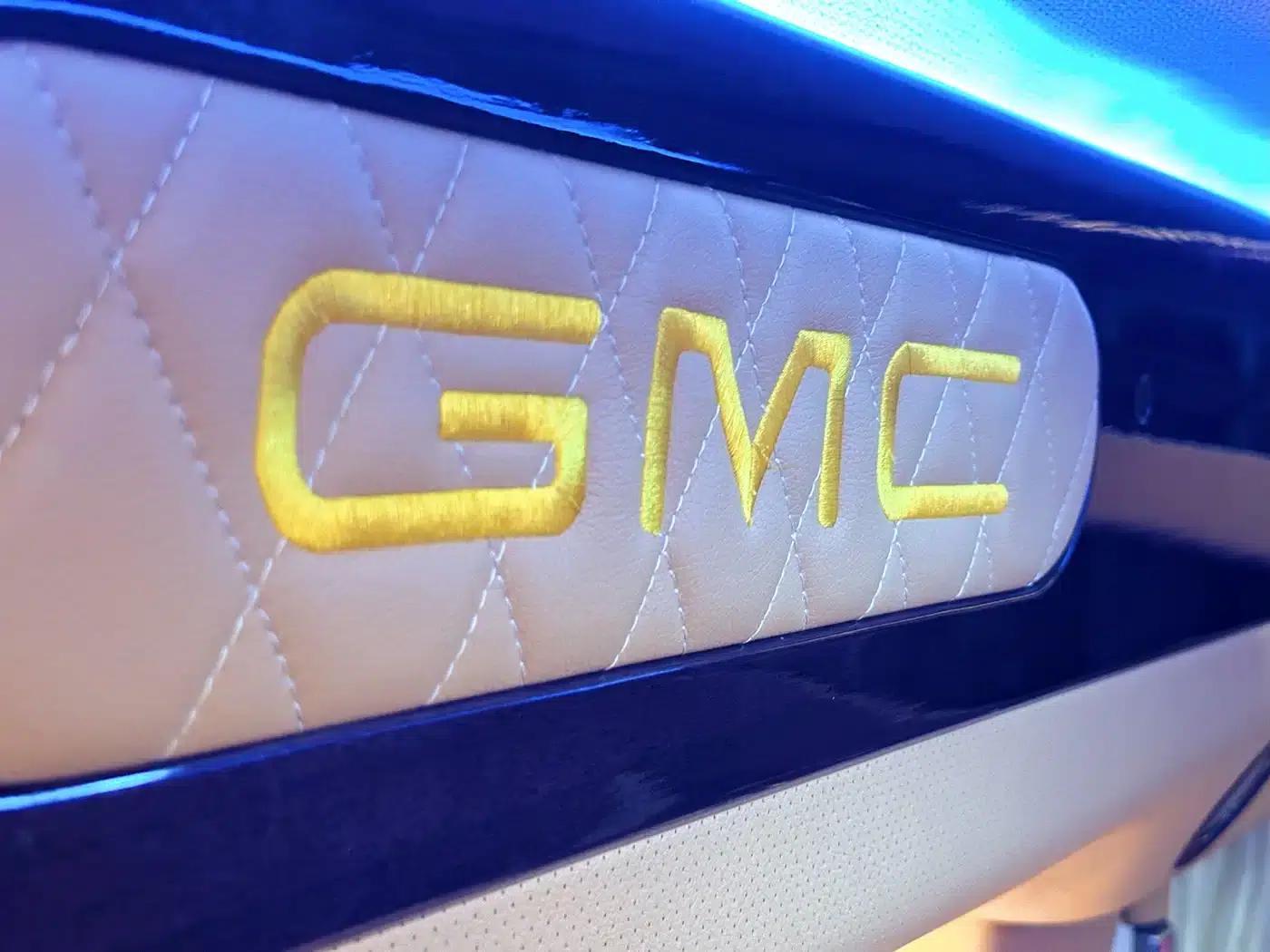 2016 SAVANA 5.3L G600S 4WD Elegant Edition — миниатюра 22