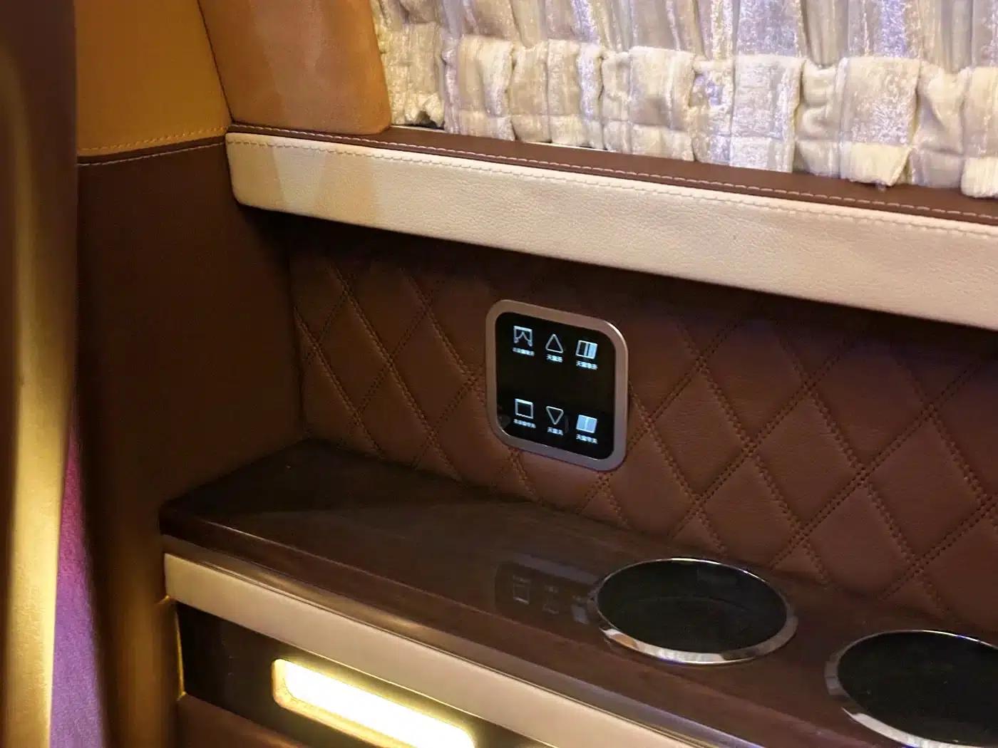 2016 SAVANA 5.3L G600S 4WD Elegant Edition — миниатюра 24