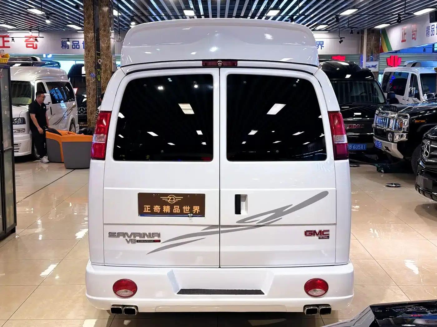 2016 SAVANA 5.3L G600S 4WD Elegant Edition — миниатюра 6