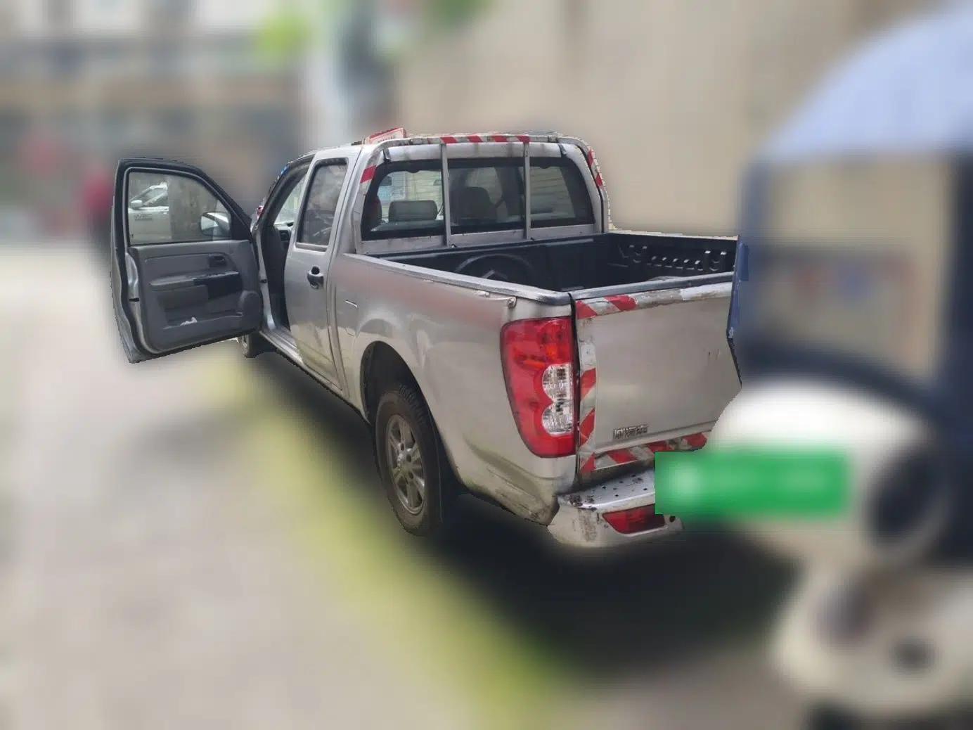 Great Wall Wingle 3 2011 2.8T Business Edition Luxury Large Double-Cab Version — миниатюра 4