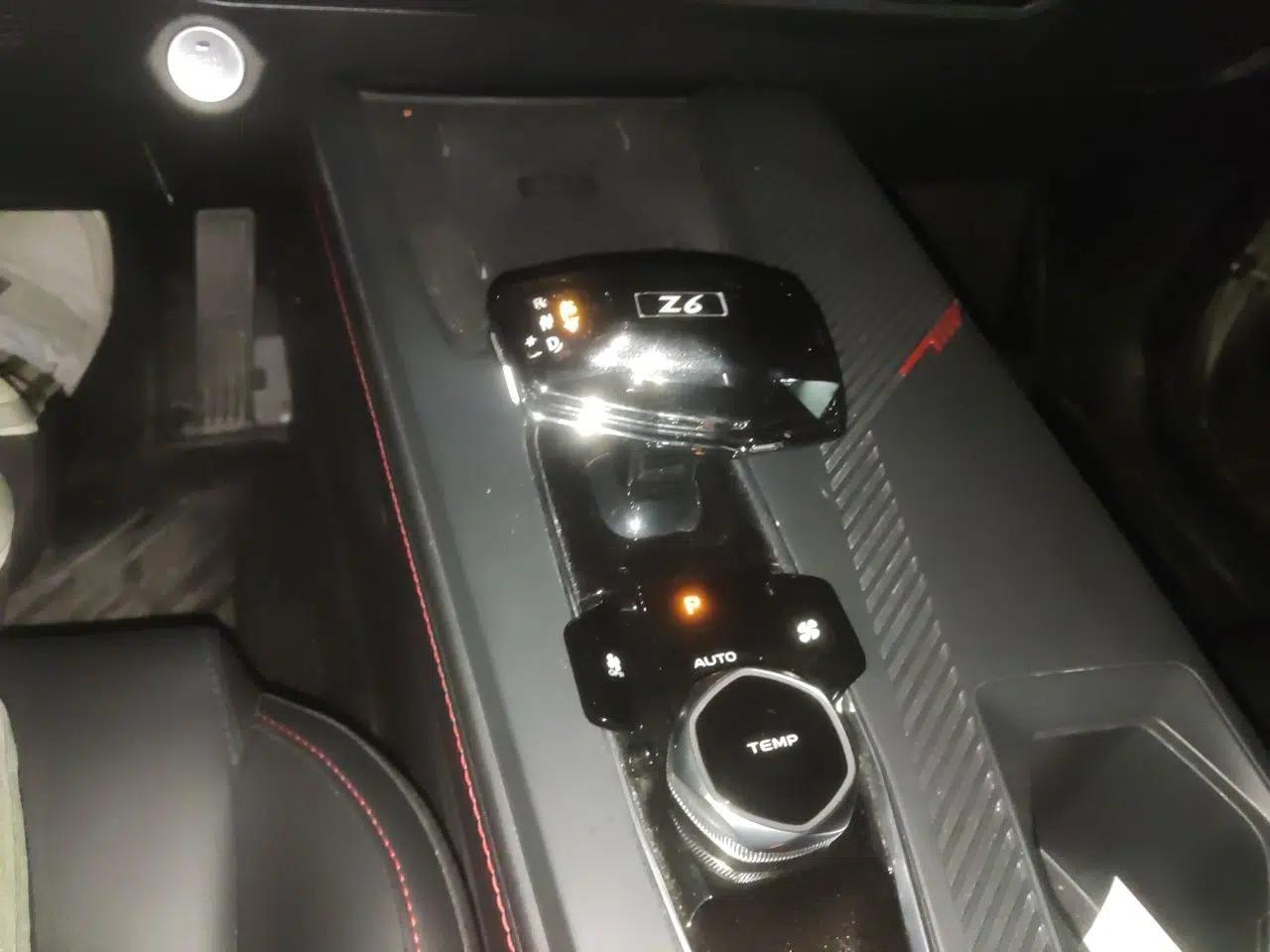 CHANGAN OSHAN Z6 2022 Blue Whale 1.5T DCT Smart Navigation Model — миниатюра 15