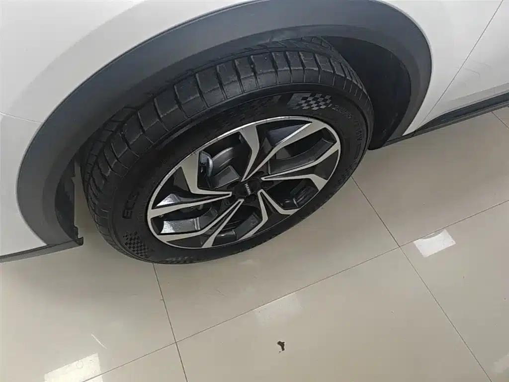 Haval Xiaolong MAX 2025 Hi4 165 Ultra Smart Driving Edition — миниатюра 23