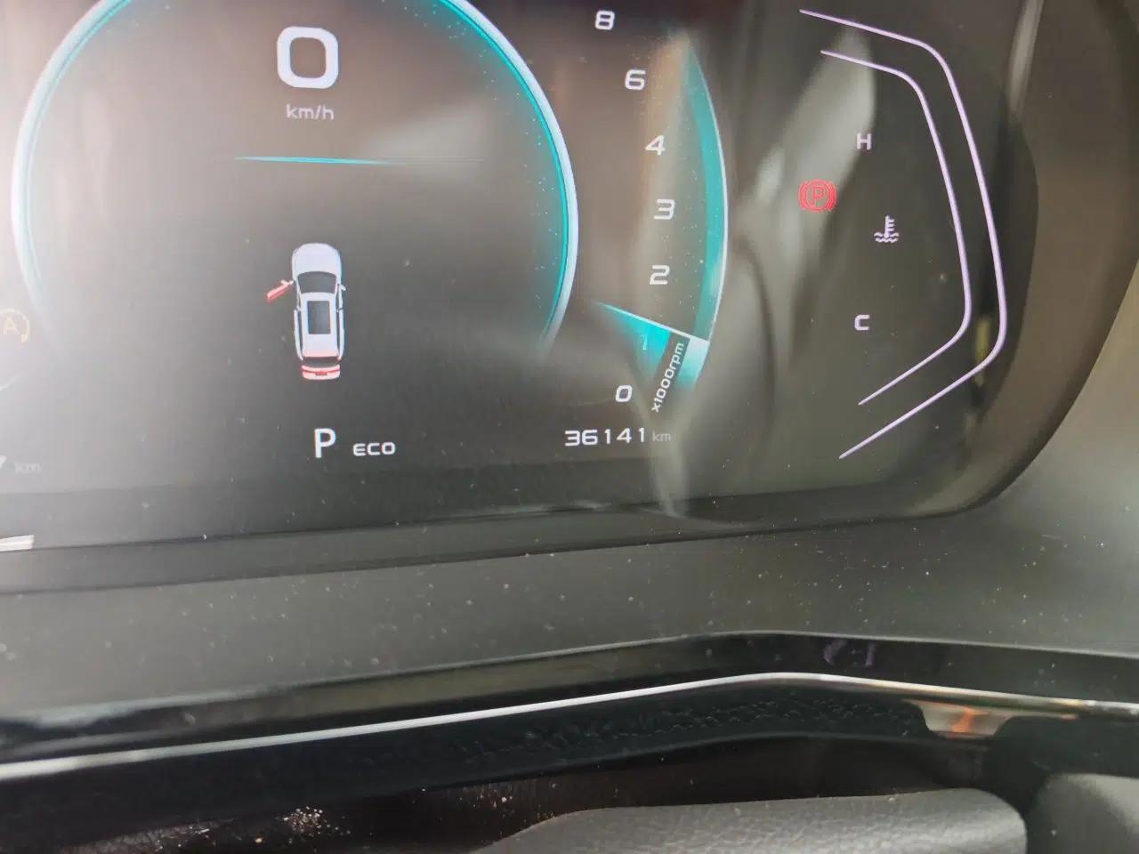 CHANGAN OSHAN X7 PLUS 2022 1.5T Blue Whale Edition Automatic Prestige Version — миниатюра 13