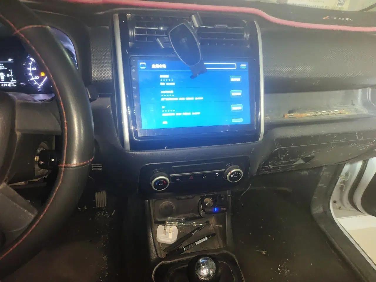CHANGAN OSHAN X70A 2019 1.5L Manual Basic Version China VI Standard — миниатюра 12