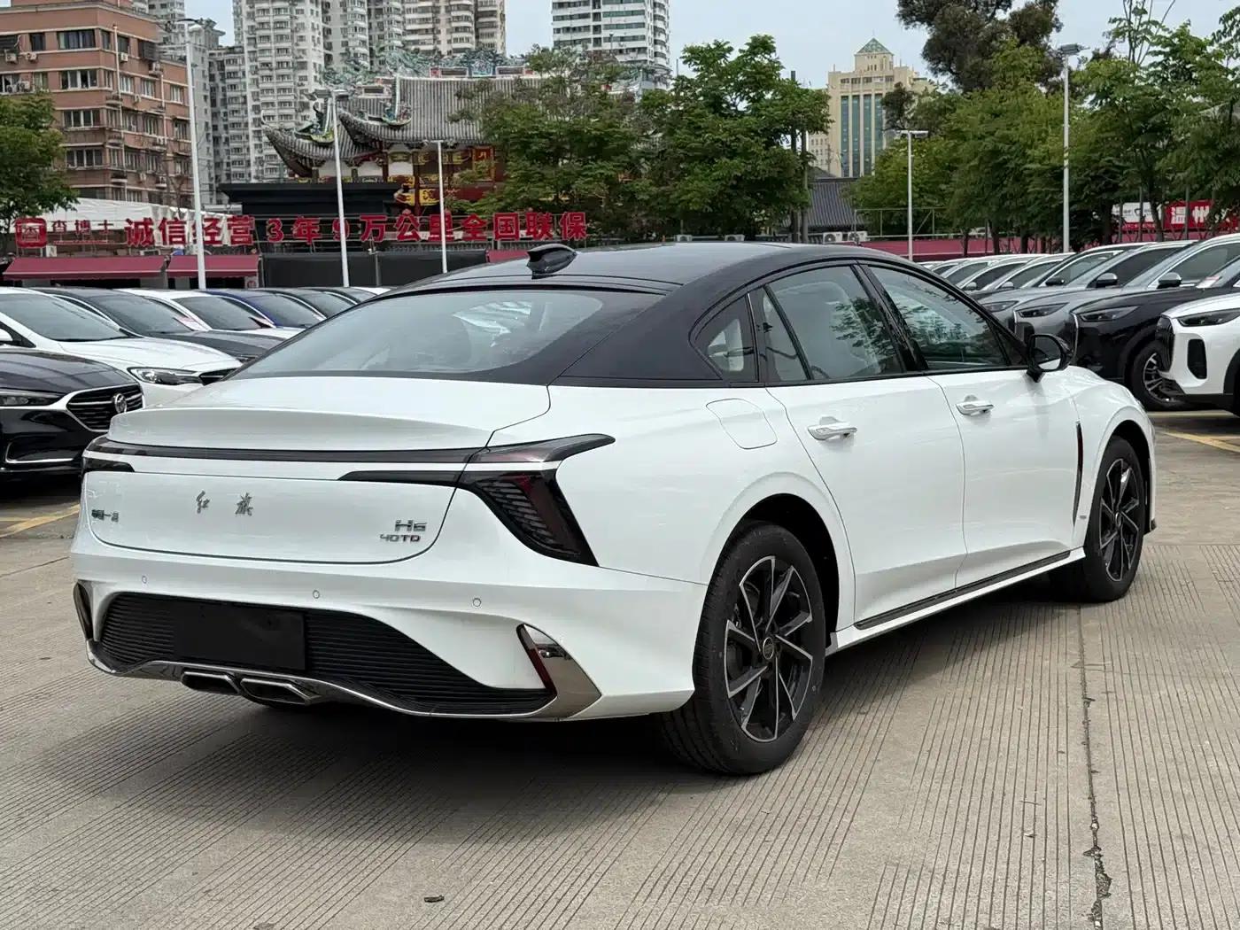 Hongqi H6 2025 2.0T Premium Edition — миниатюра 7