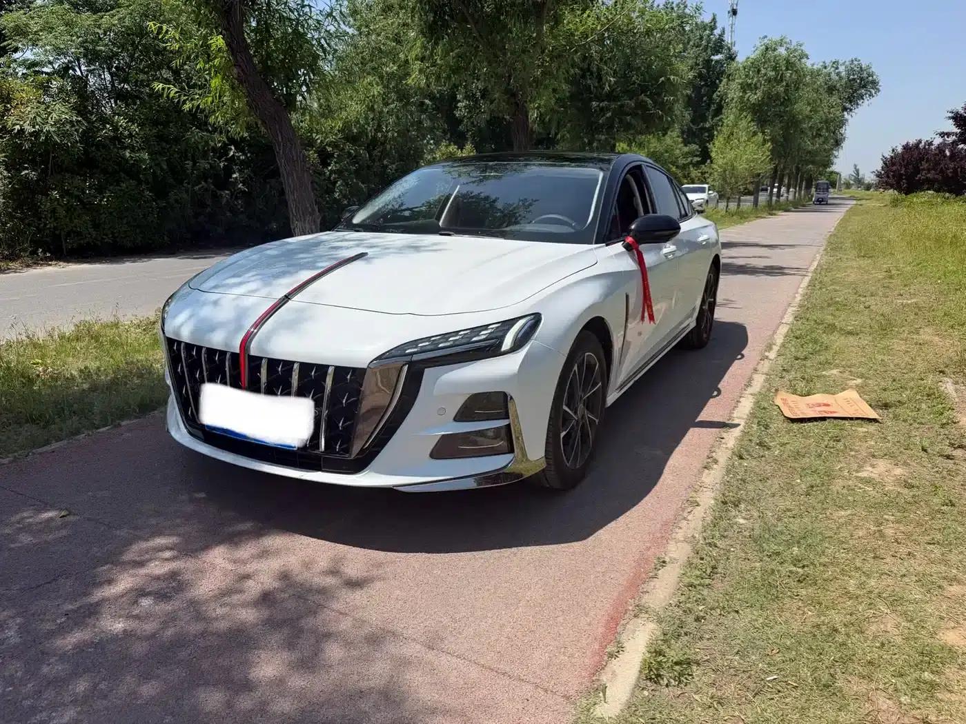 Hongqi H6 2024 2.0T Premium Edition — миниатюра 1