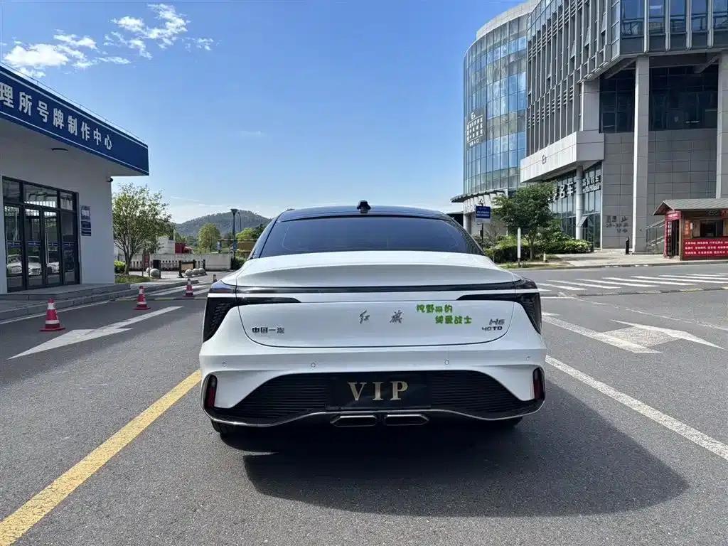 Hongqi H6 2024 2.0T Premium Edition — миниатюра 8