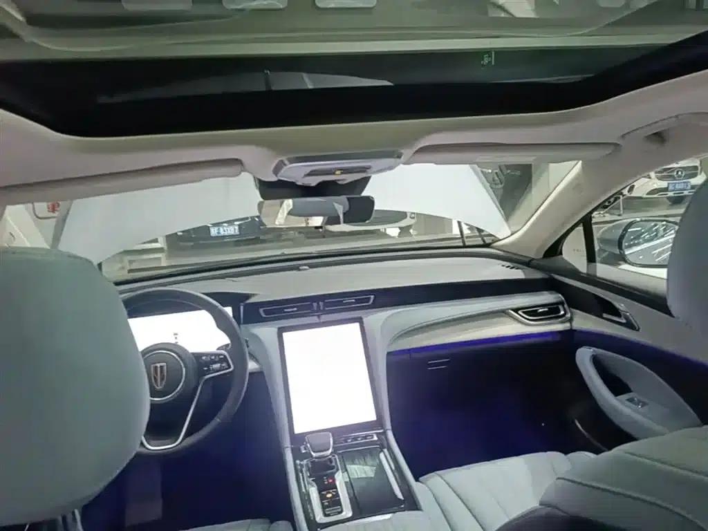 Hongqi H5 PHEV 2025 Model 170 Super Hybrid — миниатюра 18