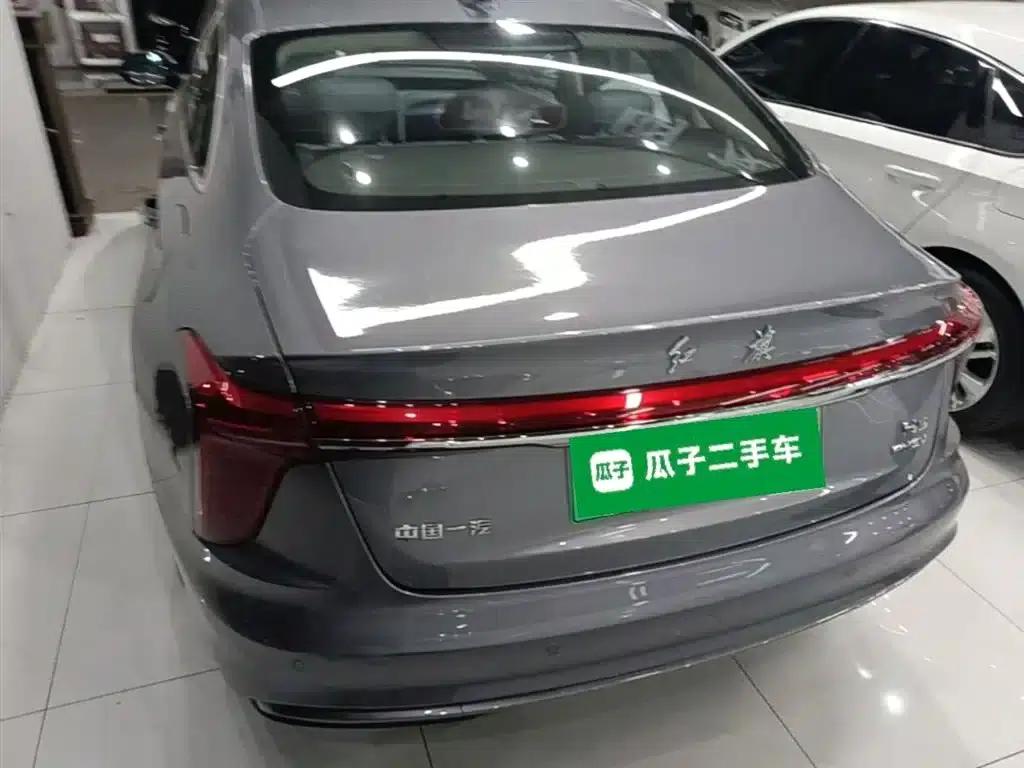 Hongqi H5 PHEV 2025 Model 170 Super Hybrid — миниатюра 6