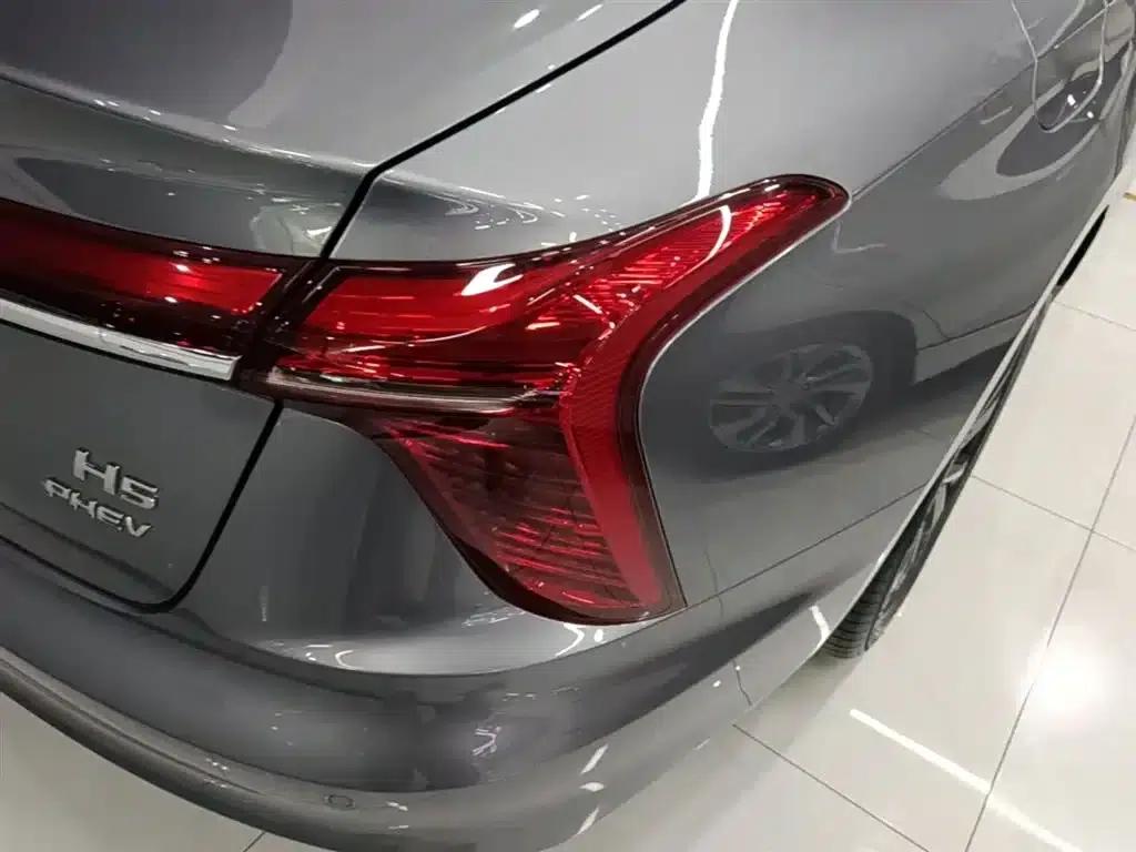 Hongqi H5 PHEV 2025 Model 170 Super Hybrid — миниатюра 8