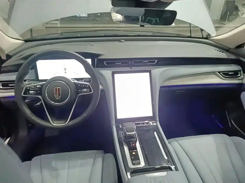 Hongqi H5 PHEV 2025 Model 170 Super Hybrid — миниатюра 10