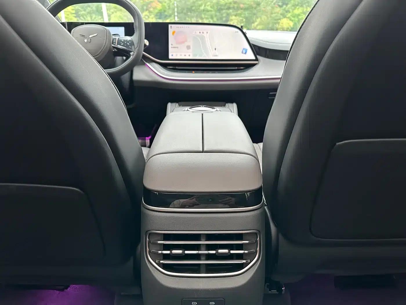 Hongqi Tiangong 08 2025 680 Ultra 4WD Edition — миниатюра 16