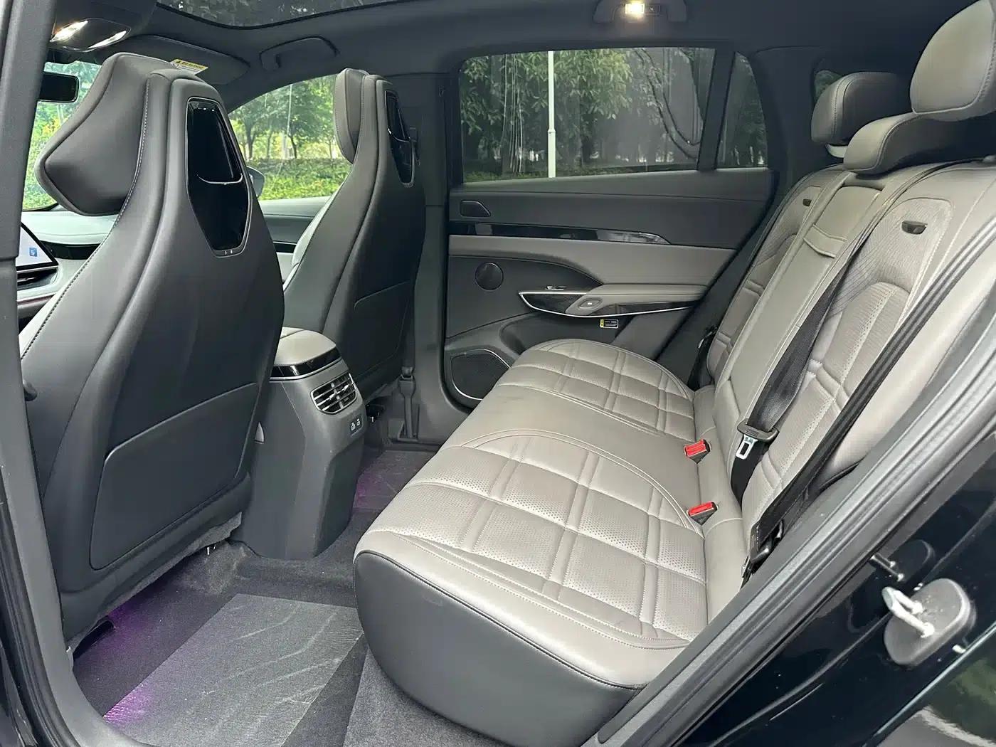 Hongqi Tiangong 08 2025 680 Ultra 4WD Edition — миниатюра 10