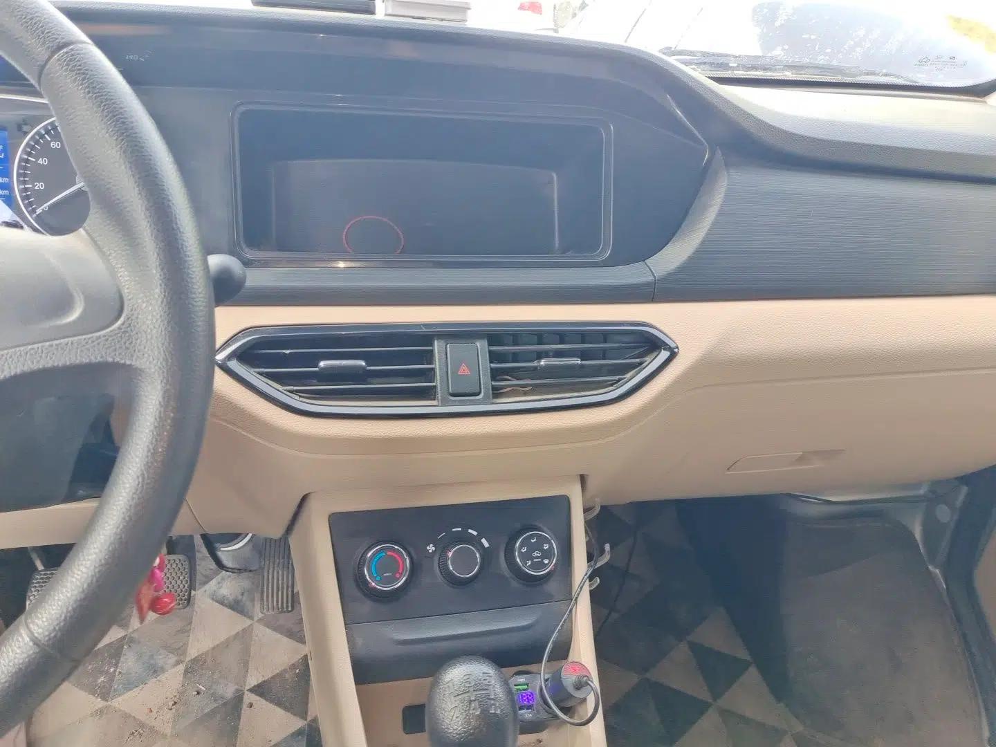 CHANGAN KUAYUE Xing V3 2023 1.3L Gasoline Comfort Model 5-Seater Passenger Vehicle — миниатюра 14
