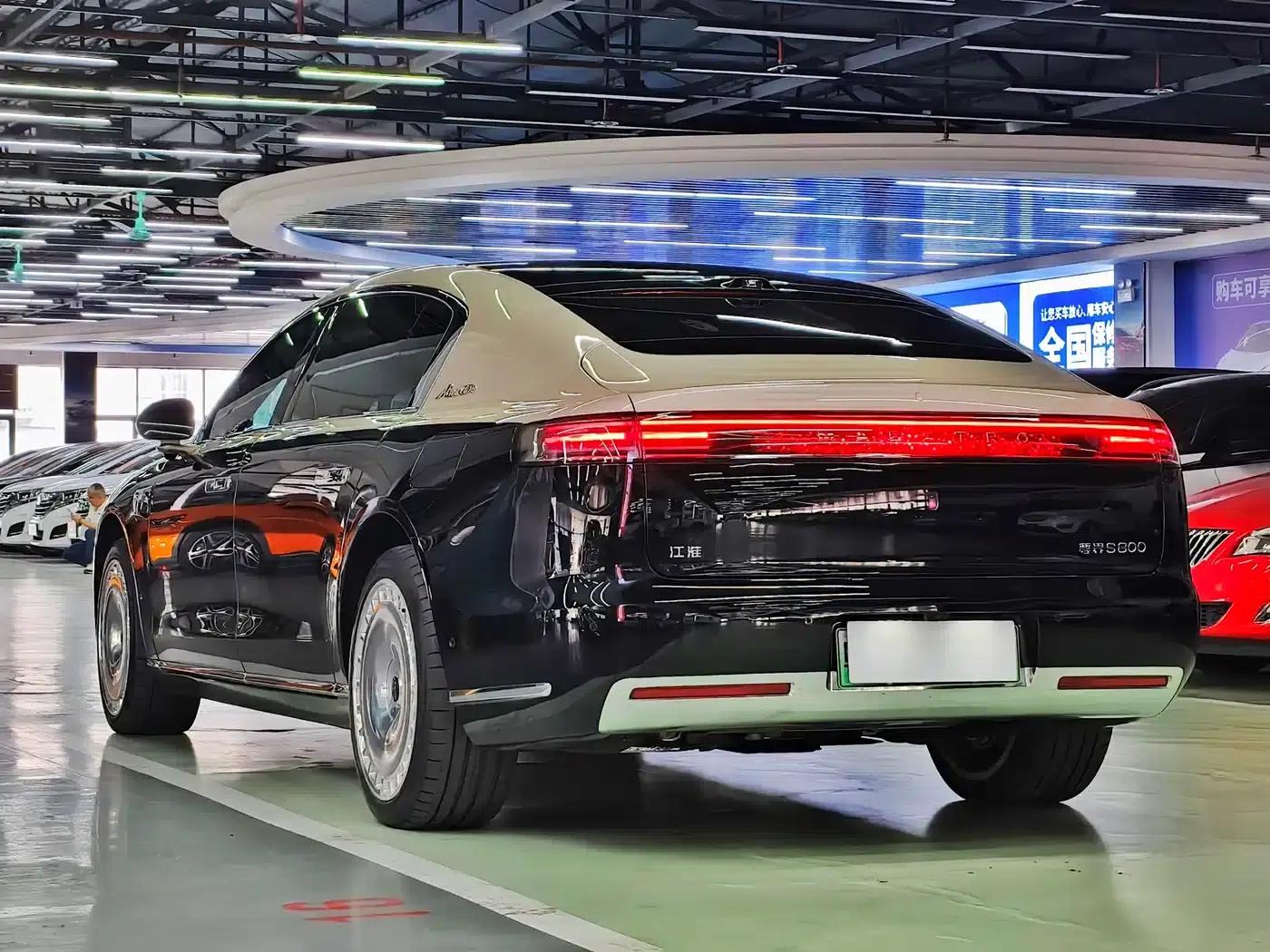 2025 S800 Premium Range Extended Star Executive Edition (4-seater, 192-line LiDAR) — миниатюра 6