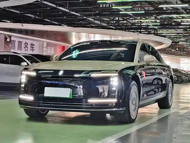 2025 S800 Premium Range Extended Star Executive Edition (4-seater, 192-line LiDAR)