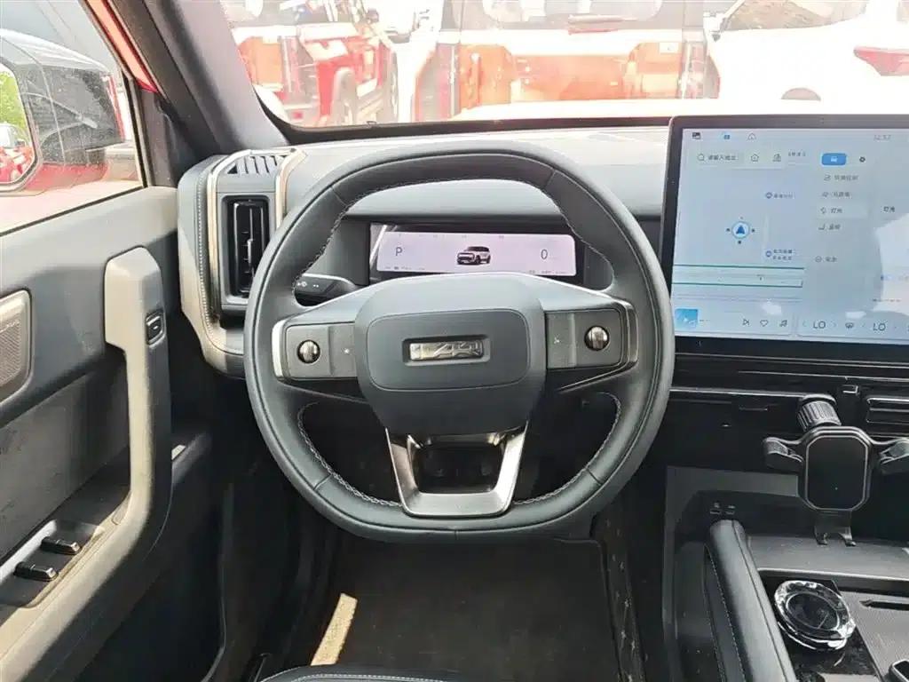 iCAR 03T 2024 Model 501km Four-Wheel Drive Long Range Version — миниатюра 11