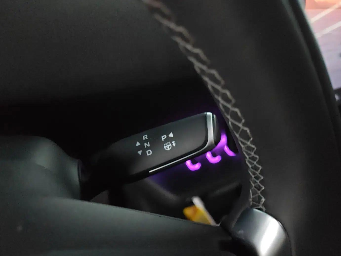 CHANGAN NEVO E07 2025 Extended-Range Two-Wheel Drive 39kWh Pro Smart Edition — миниатюра 17