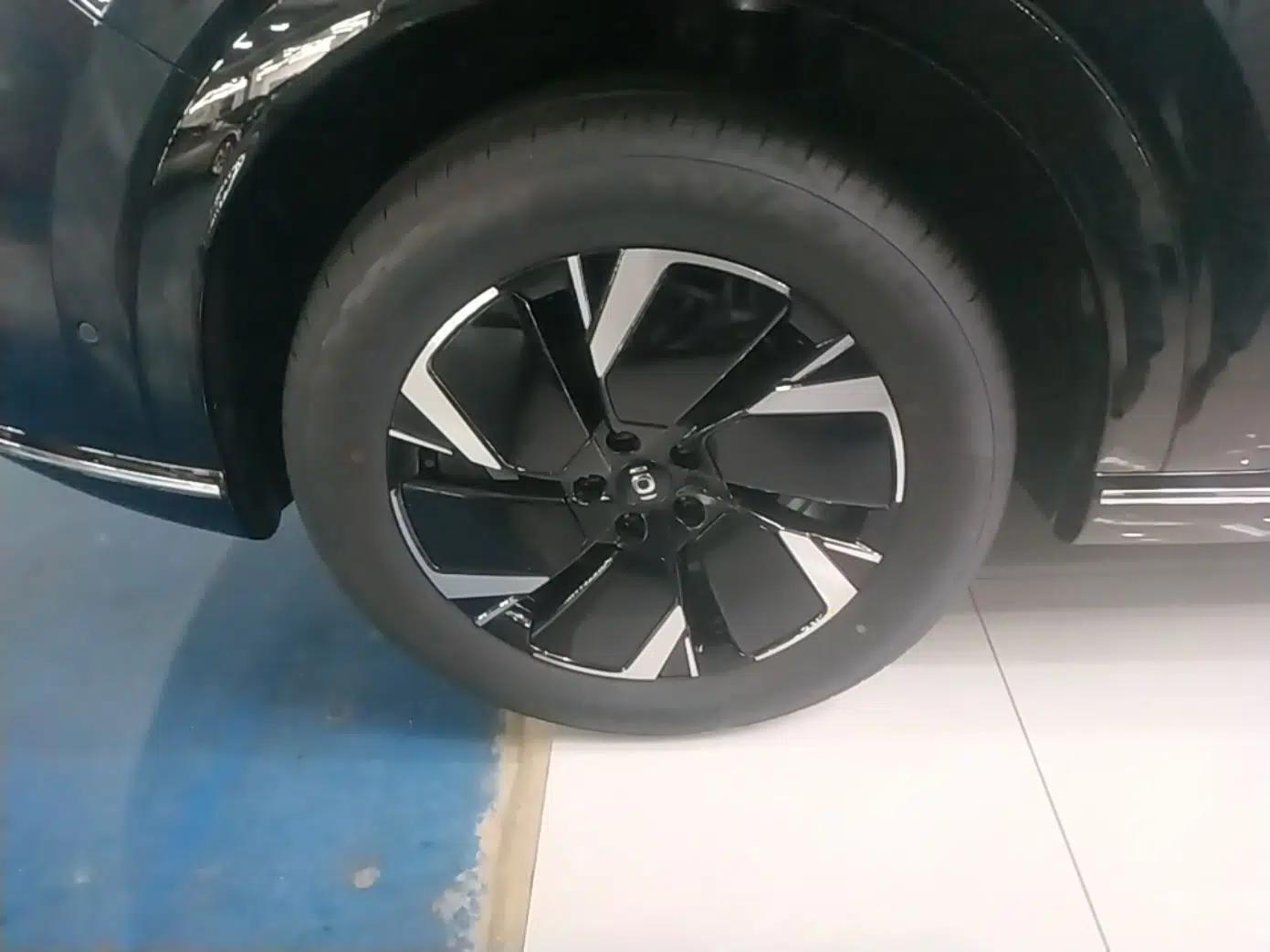 CHANGAN NEVO Q07 2025 145 Prestige Edition — миниатюра 10