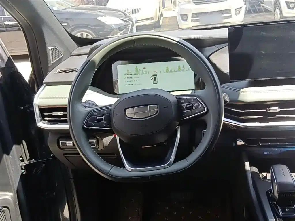 Haoyue L 2023 2.0T DCT Luxury Edition — миниатюра 11