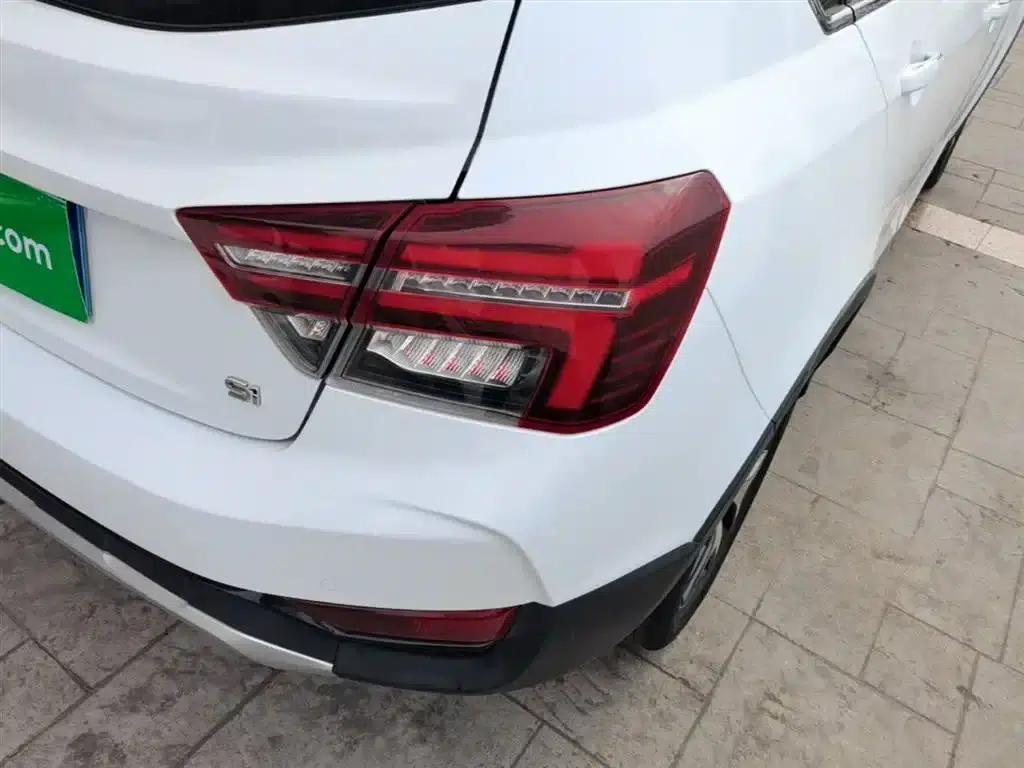 Geely Vision S1 2019 Upgraded Version 1.5L CVT Luxury — миниатюра 8