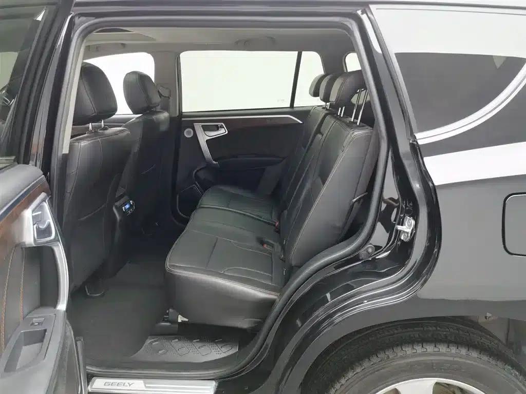 Luxury SUV 2014 2.4L Automatic 2WD Premium Edition — миниатюра 15