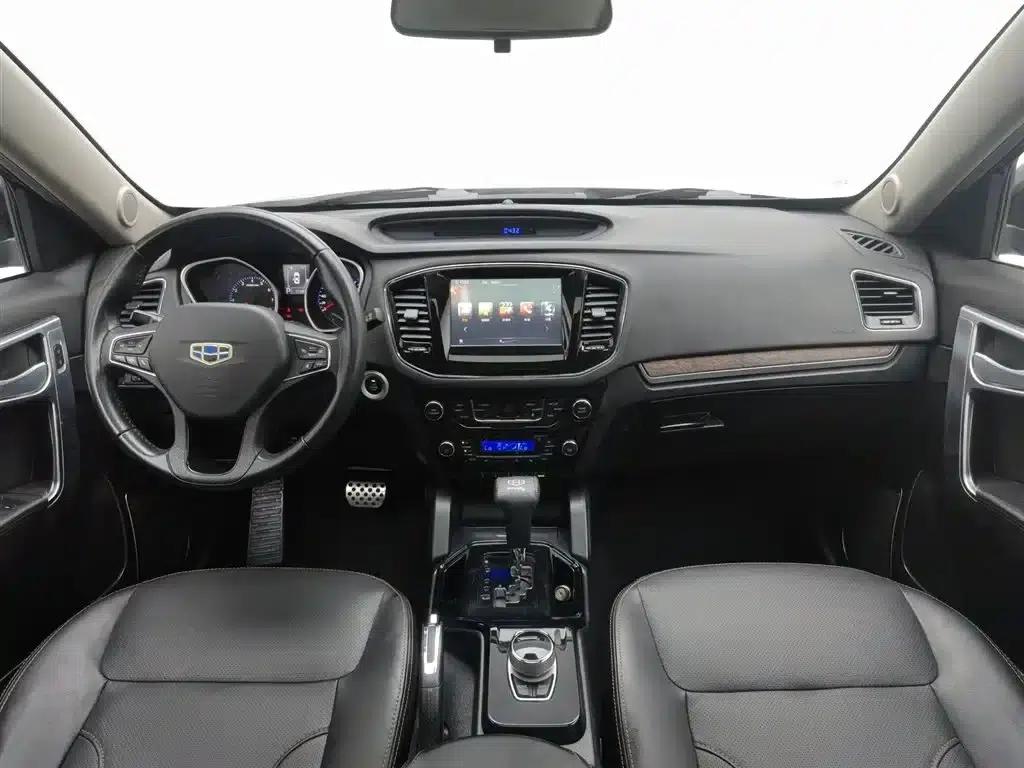 Luxury SUV 2014 2.4L Automatic 2WD Premium Edition — миниатюра 5