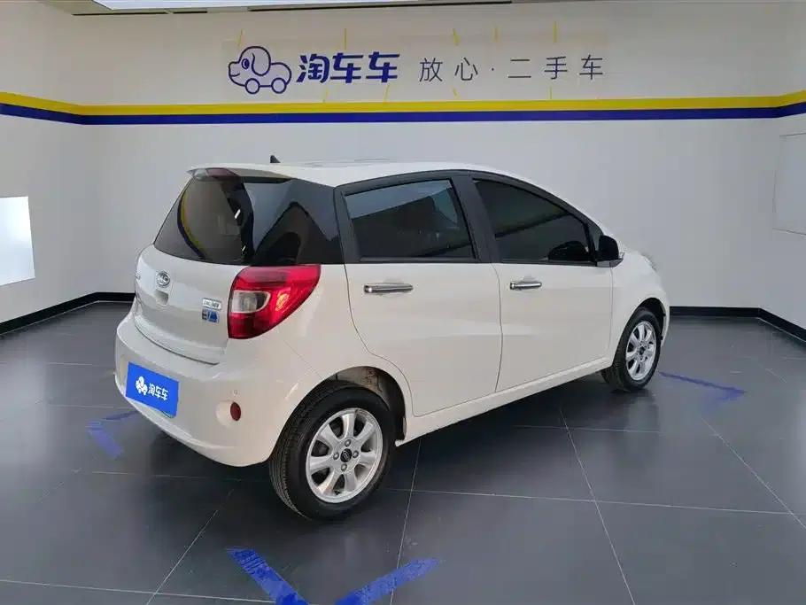 JAC iEV6E 2017 model — миниатюра 3