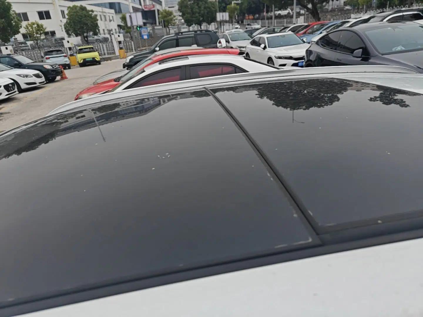 Volkswagen Tayron X 2020 330TSI Two-Wheel Drive Luxury Smart Connectivity Version — миниатюра 11