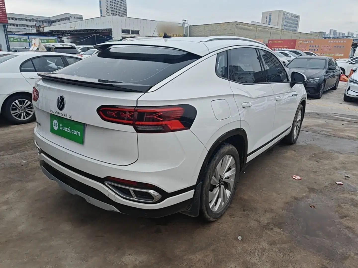 Volkswagen Tayron X 2020 330TSI Two-Wheel Drive Luxury Smart Connectivity Version — миниатюра 6