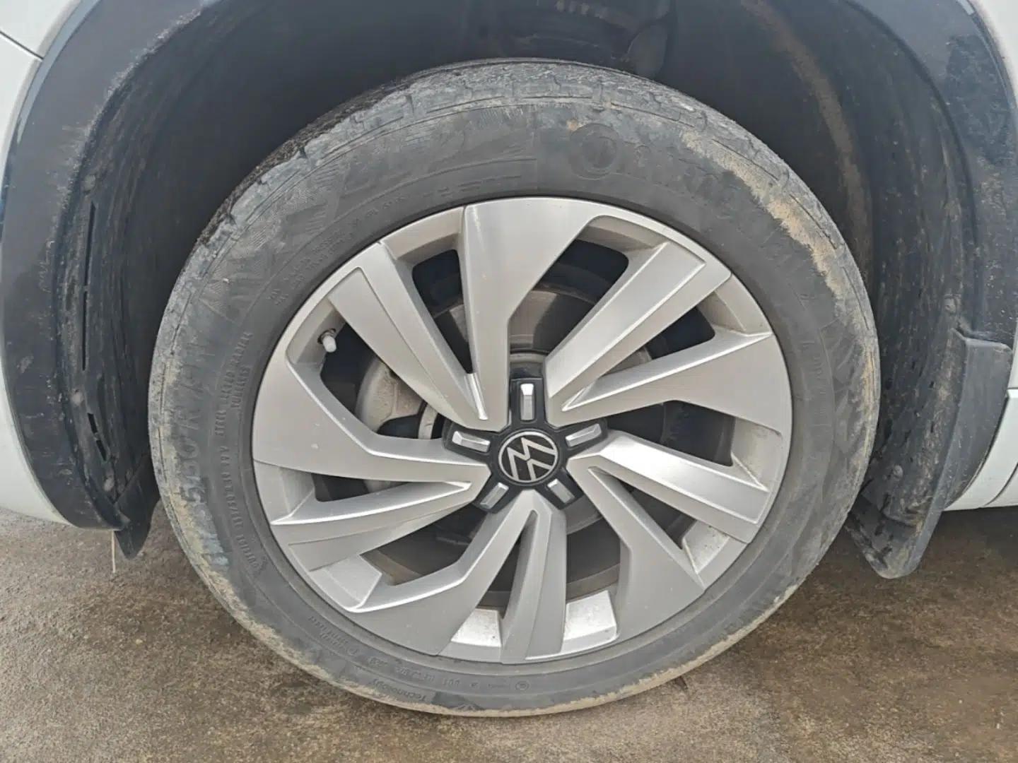 Volkswagen Tayron X 2020 330TSI Two-Wheel Drive Luxury Smart Connectivity Version — миниатюра 8