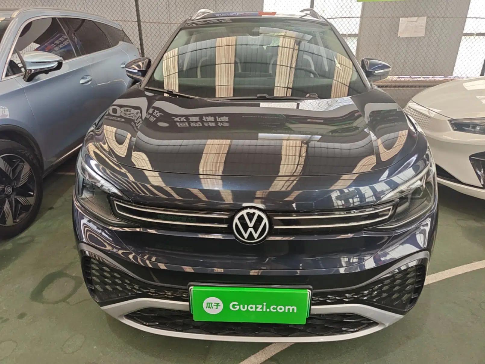 Volkswagen ID.6 CROZZ 2022 Standard Range PURE Edition — миниатюра 2