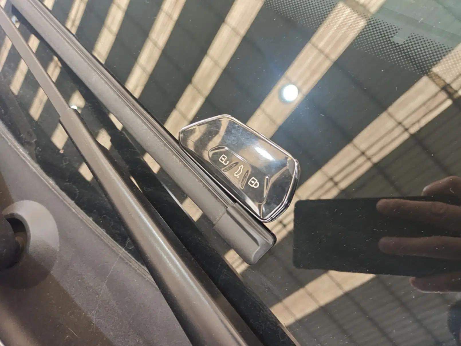 Volkswagen ID.6 CROZZ 2022 Standard Range PURE Edition — миниатюра 12