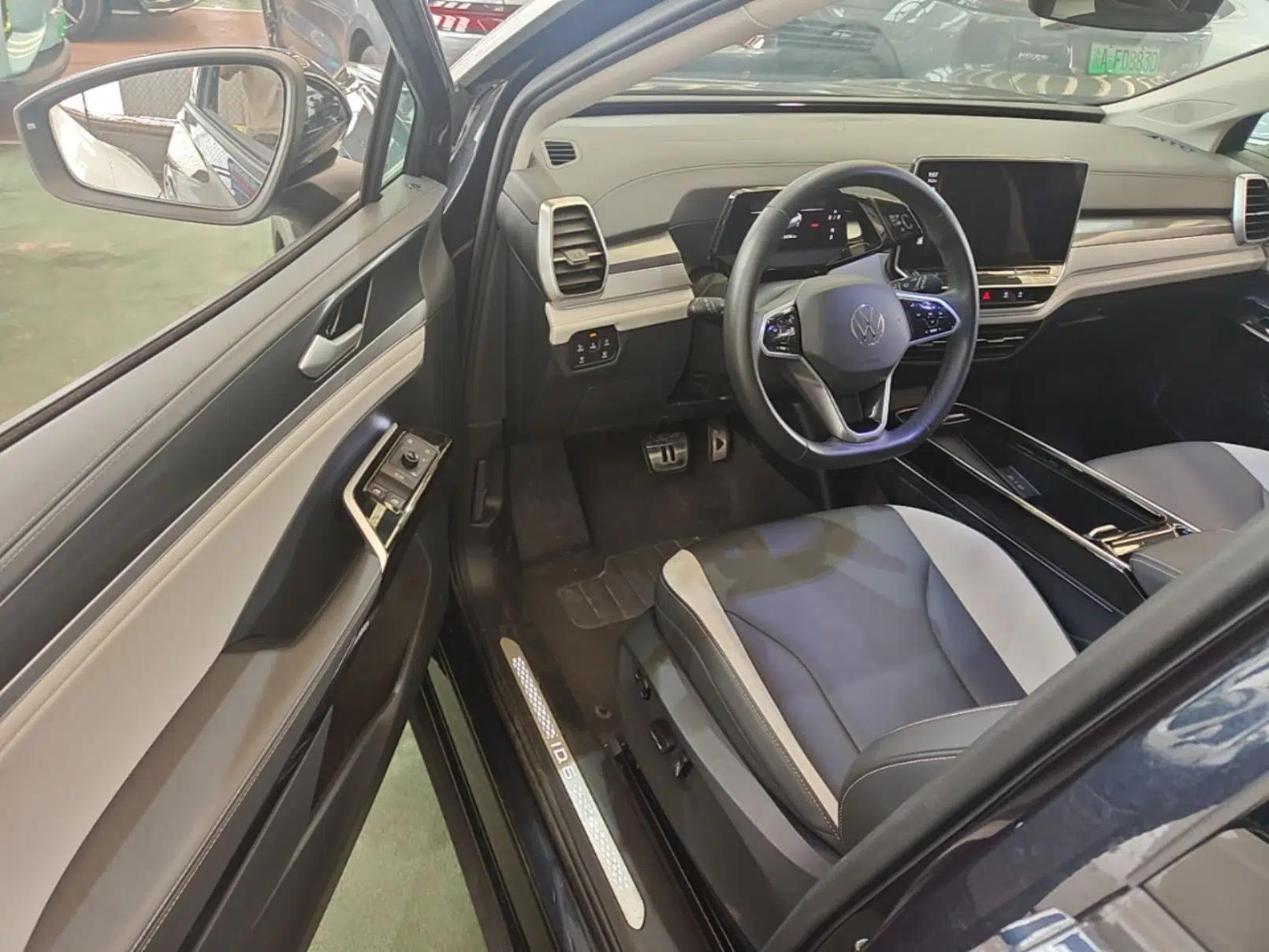 Volkswagen ID.6 CROZZ 2022 Standard Range PURE Edition — миниатюра 19