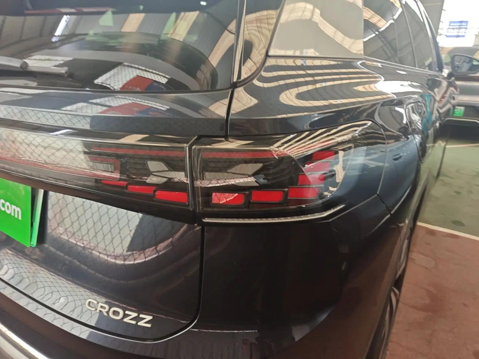 Volkswagen ID.6 CROZZ 2022 Standard Range PURE Edition — миниатюра 7