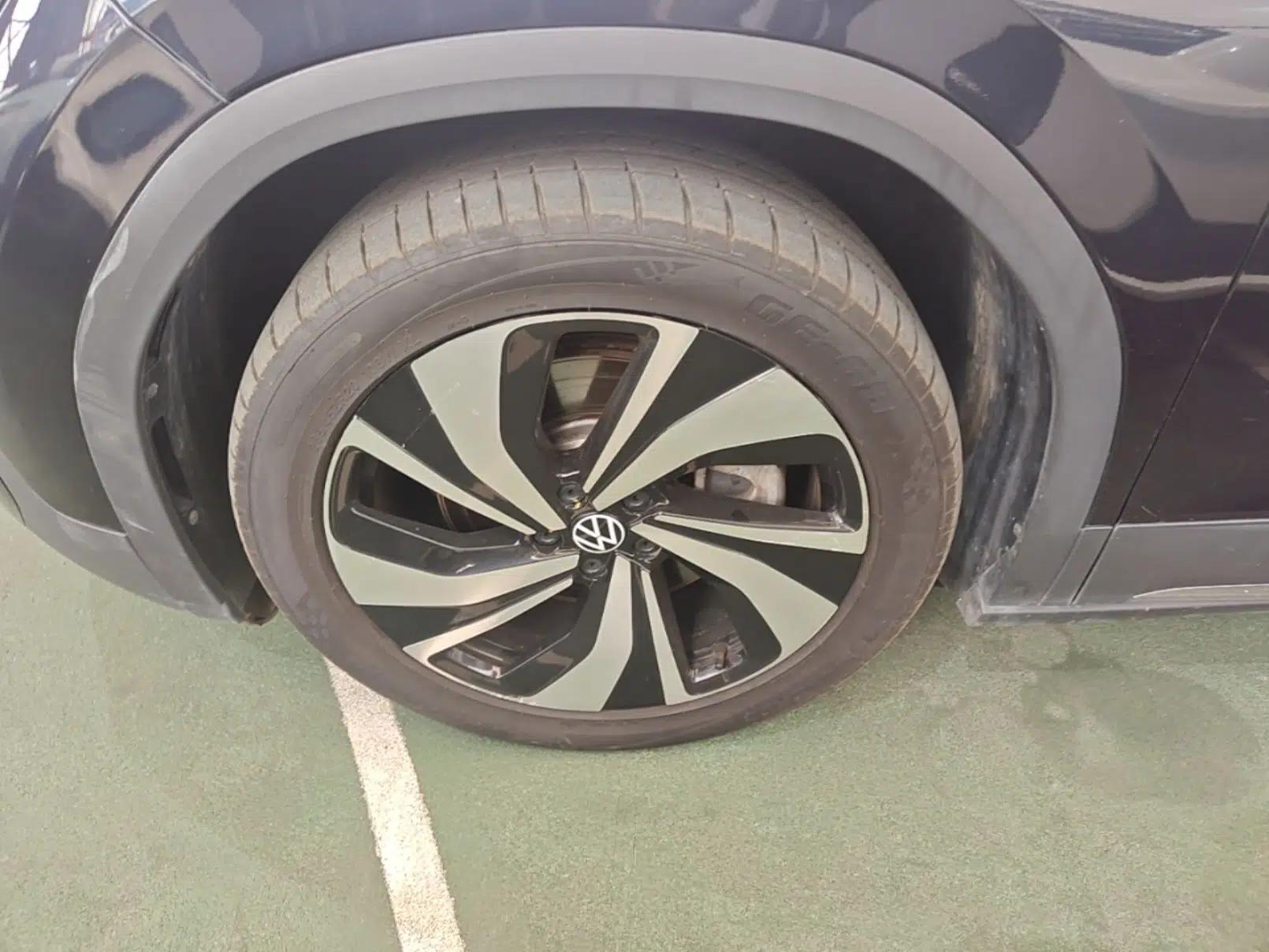 Volkswagen ID.6 CROZZ 2022 Standard Range PURE Edition — миниатюра 8